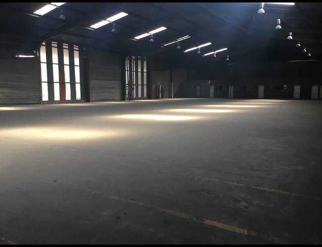 7,595M² WAREHOUSE FOR SALE IN WADEVILLE